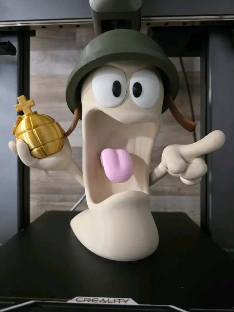 Figura decorativa de gusano soldado con granada 3D - 4