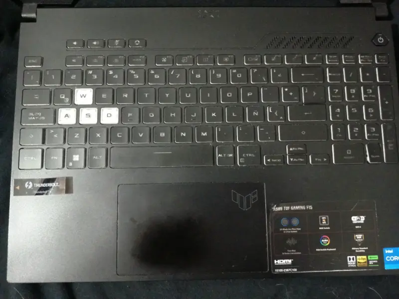 Laptop ASUS TUF Gaming F15 con pantalla 144Hz - 3