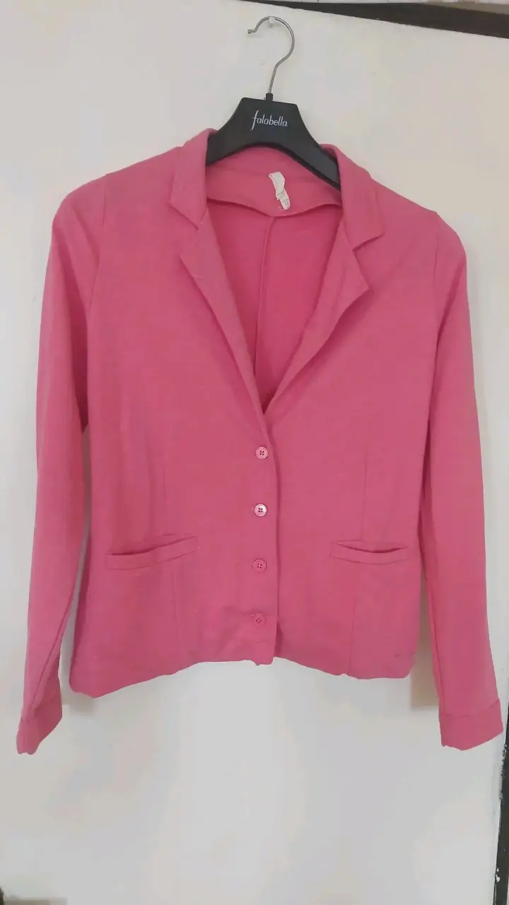 Blazer rosa para mujer en buen estado - 1