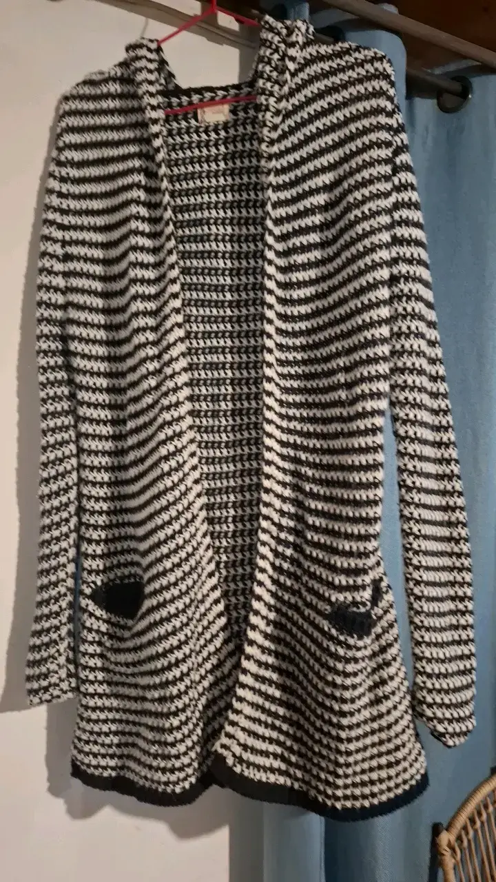 Cardigan de punto blanco y negro Umbrale - 1