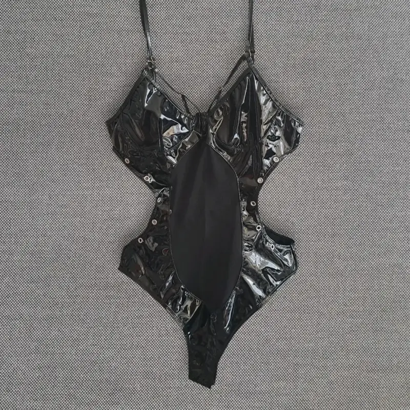 Body cosplay de charol negro - 2