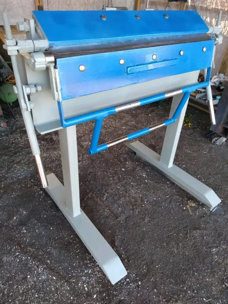 Plegadora manual de metal para taller - 3