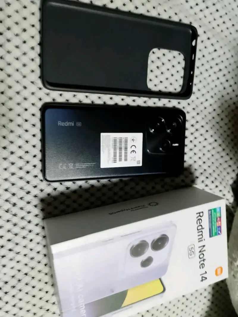 Smartphone Xiaomi Redmi Note 14 5G con cámara AI - 3