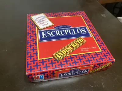 Juego de mesa Cuestión de Escrúpulos Indiscreto - miniatura 1