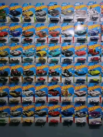 Colección grande de Autos Hot Wheels en Blister - miniatura 2