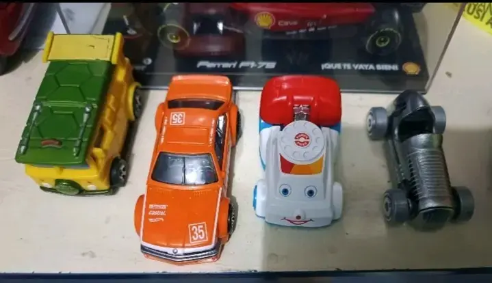 Colección grande de Autos Hot Wheels en Blister - 5