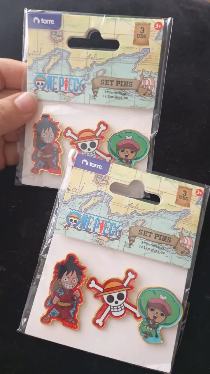 Set de pines metálicos One Piece Torre - 3