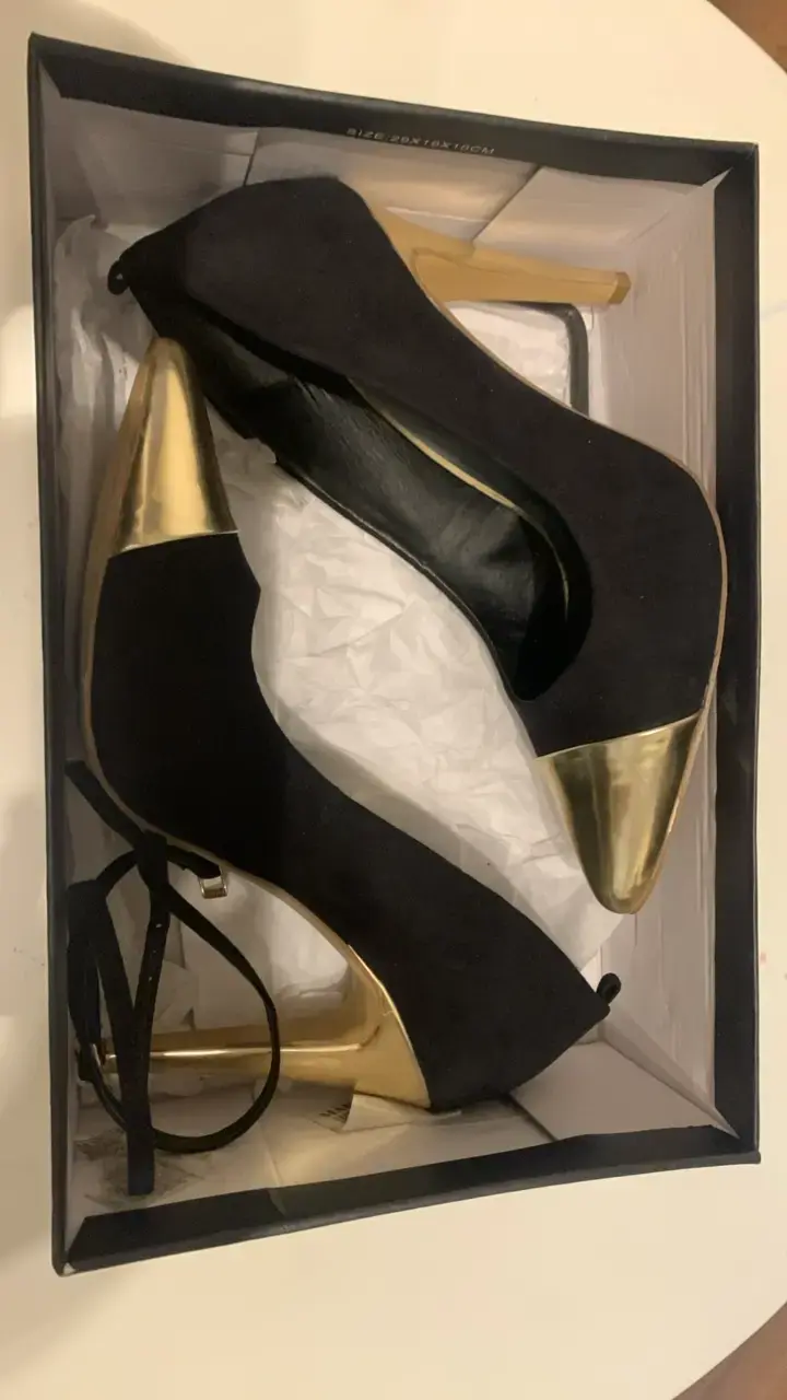 Zapatos de Tacón Alto Negro y Dorado Marquis - 6