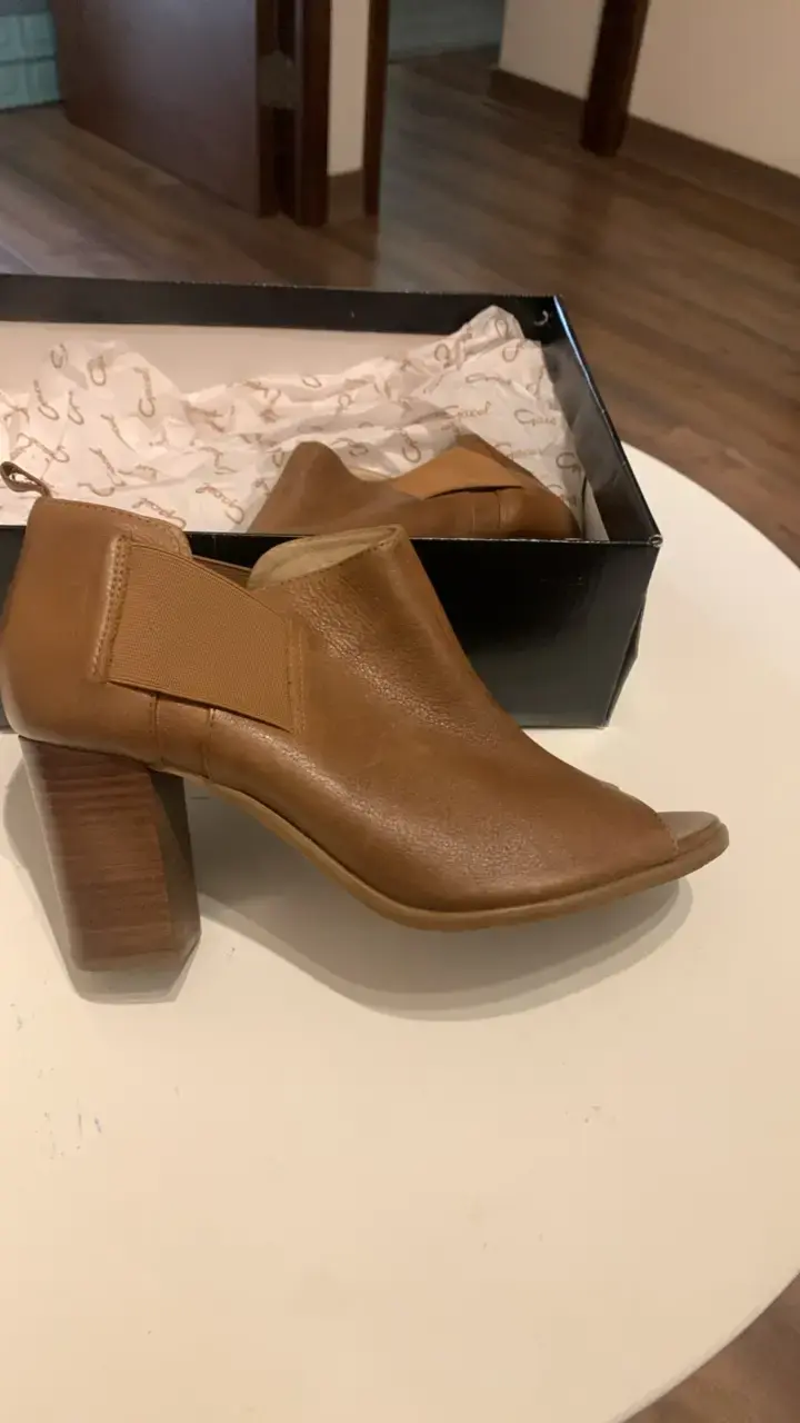 Botines de cuero camel con tacón alto - 2