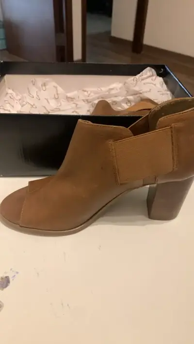 Botines de cuero camel con tacón alto - miniatura 4