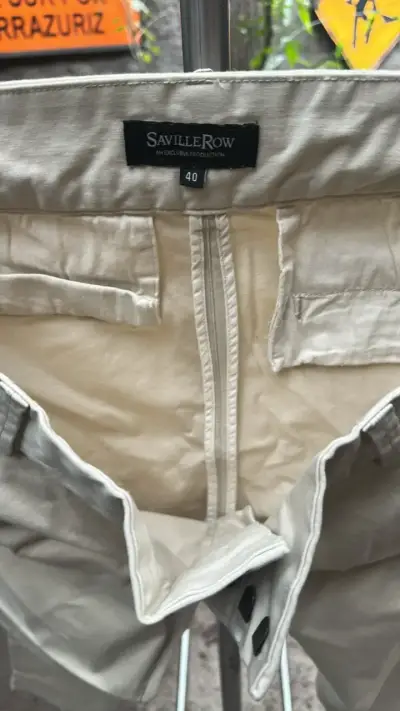 Pantalones beige Saville Row talla 40 - miniatura 3