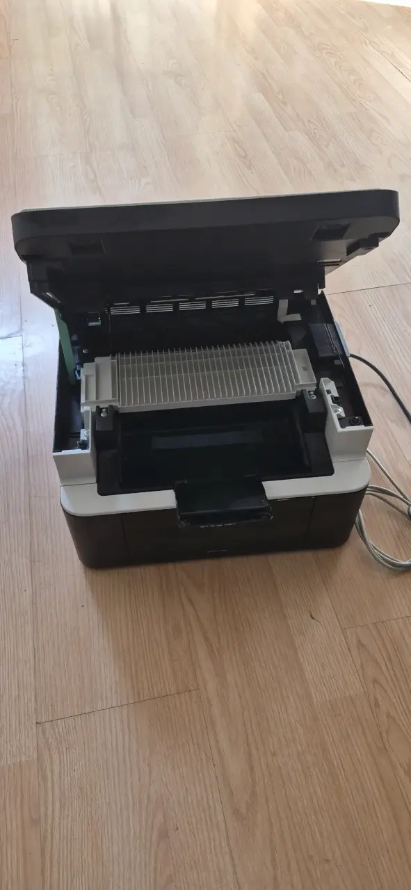 Impresora multifuncional Brother DCP-1602 - 1