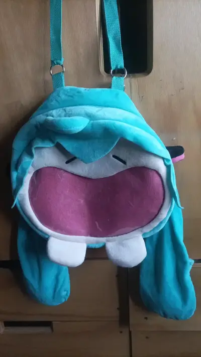 Mochila cruzada de Hatsune Miku - miniatura 1