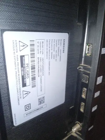 Televisor Samsung 70 pulgadas  4K - miniatura 2