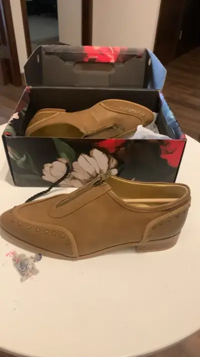 Zapatos de cuero marrón con cierre - miniatura 3
