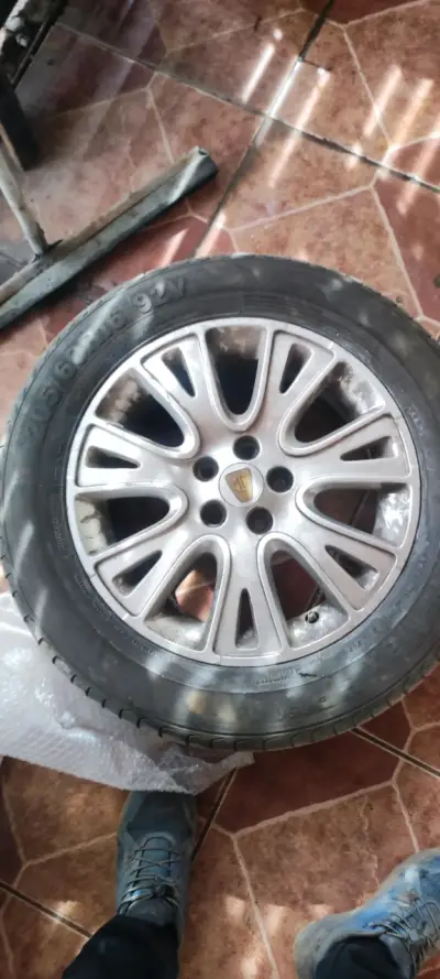 Llanta de aleación MG 550 5 pernos 205/60 R16 - miniatura 1