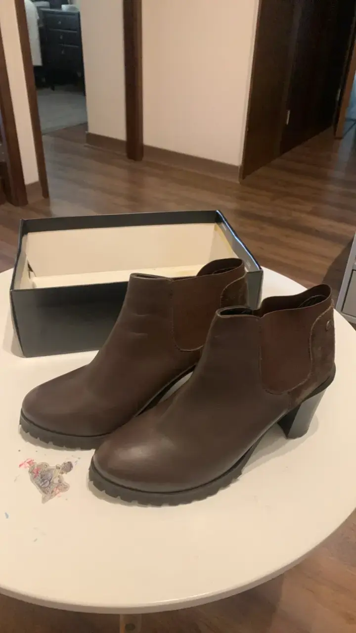 Botines de cuero marrón con tacón alto - 5