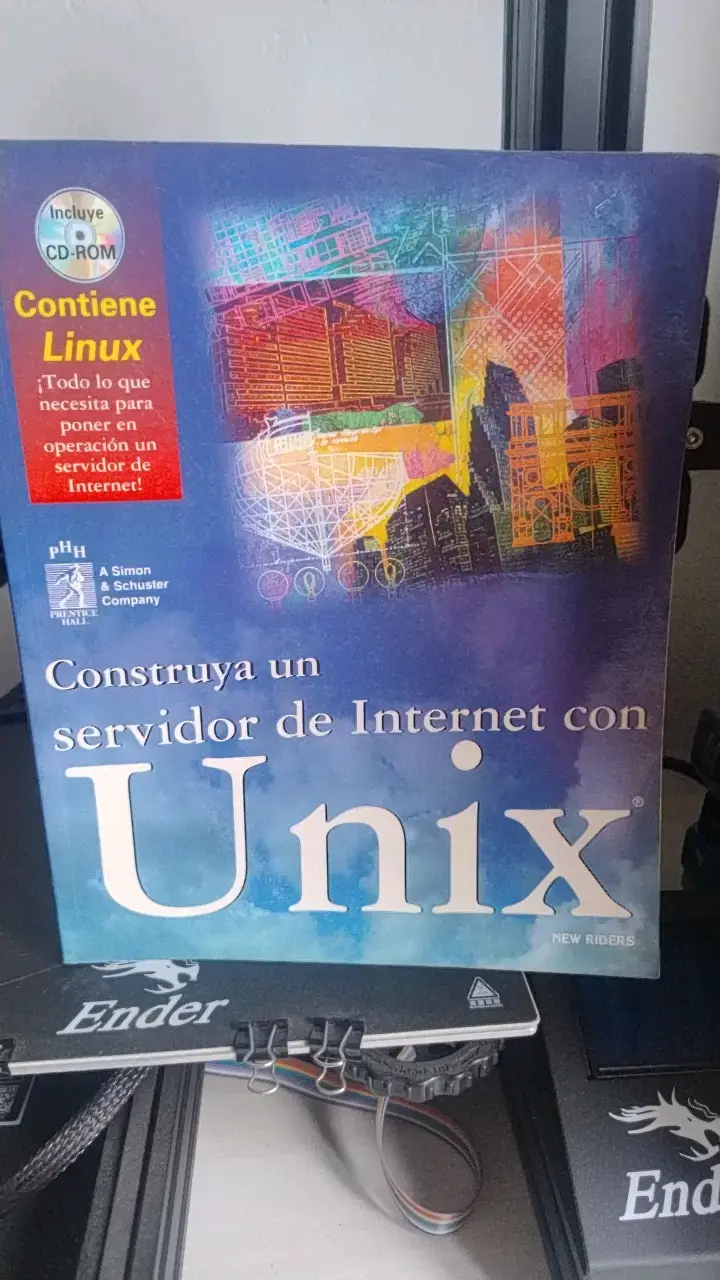 Libro 'Construya un Servidor de Internet con Unix' con CD-ROM