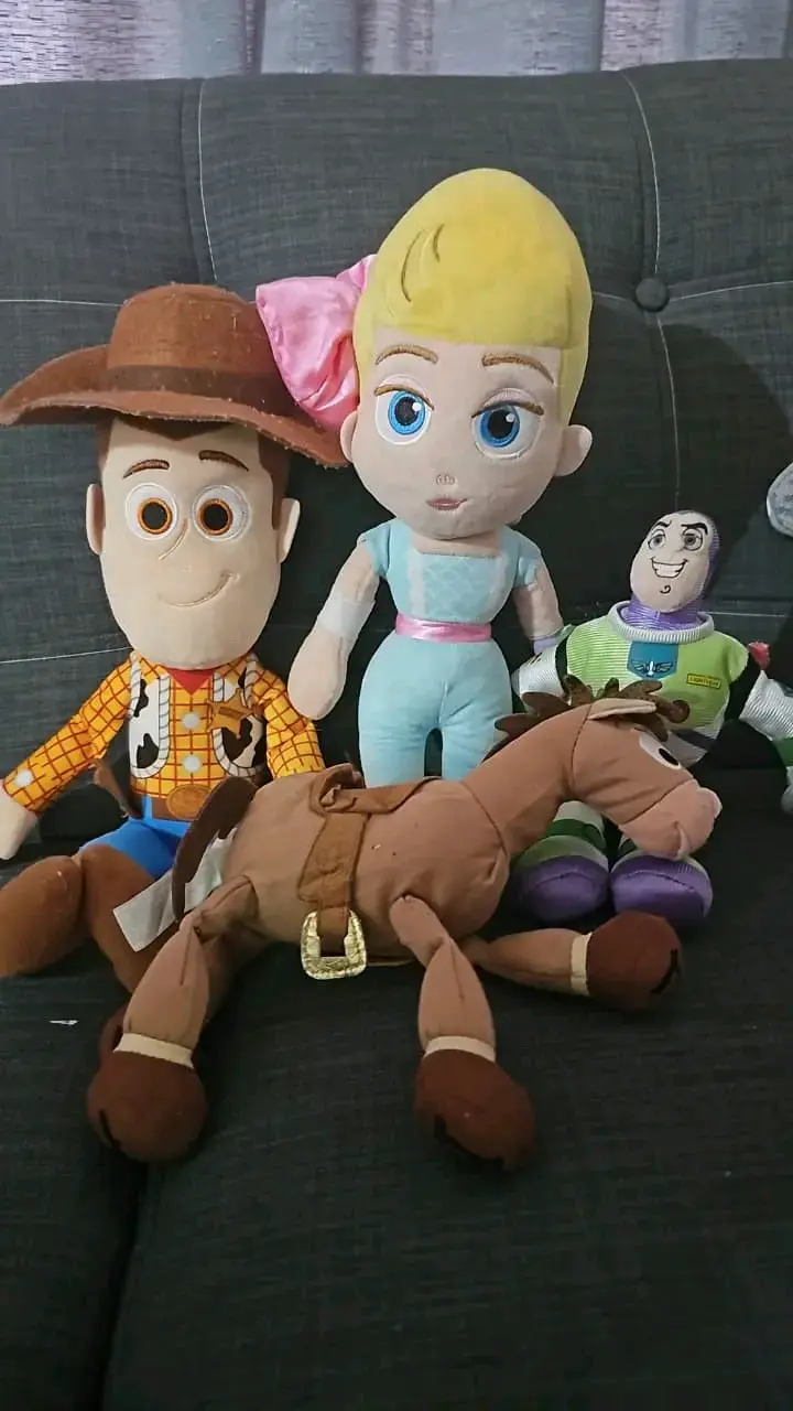 Set de peluches de personajes animados - 3