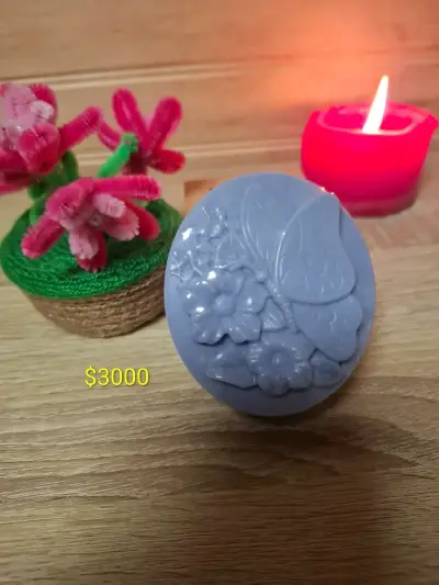 Jabones artesanales decorativos en varios colores - miniatura 5