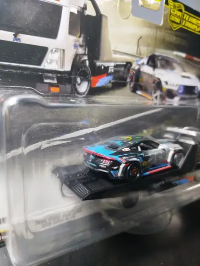 Hot Wheels Ford Mustang RTR Spec 5-FD con Aero Lif - miniatura 4