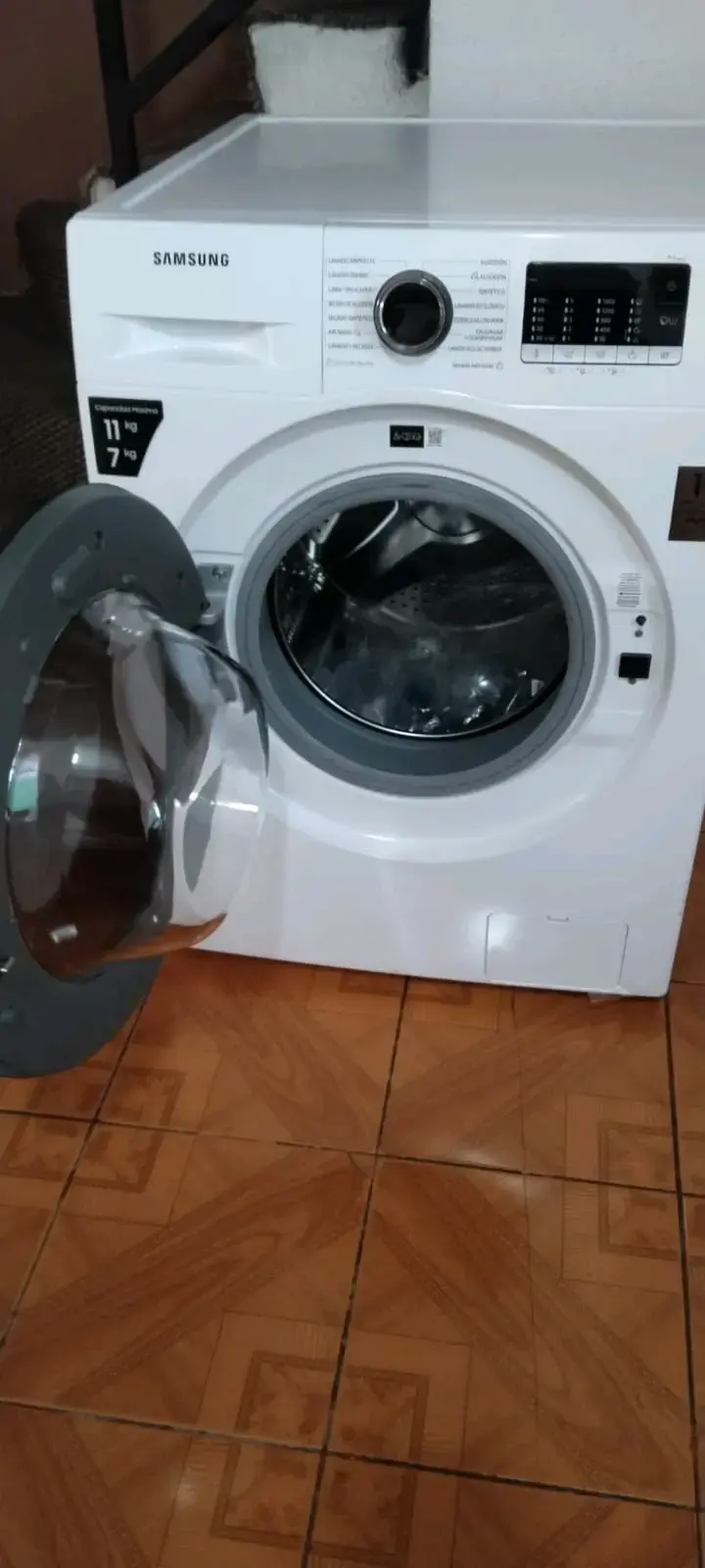 Lavadora Samsung 11kg con Secadora 7kg - 2