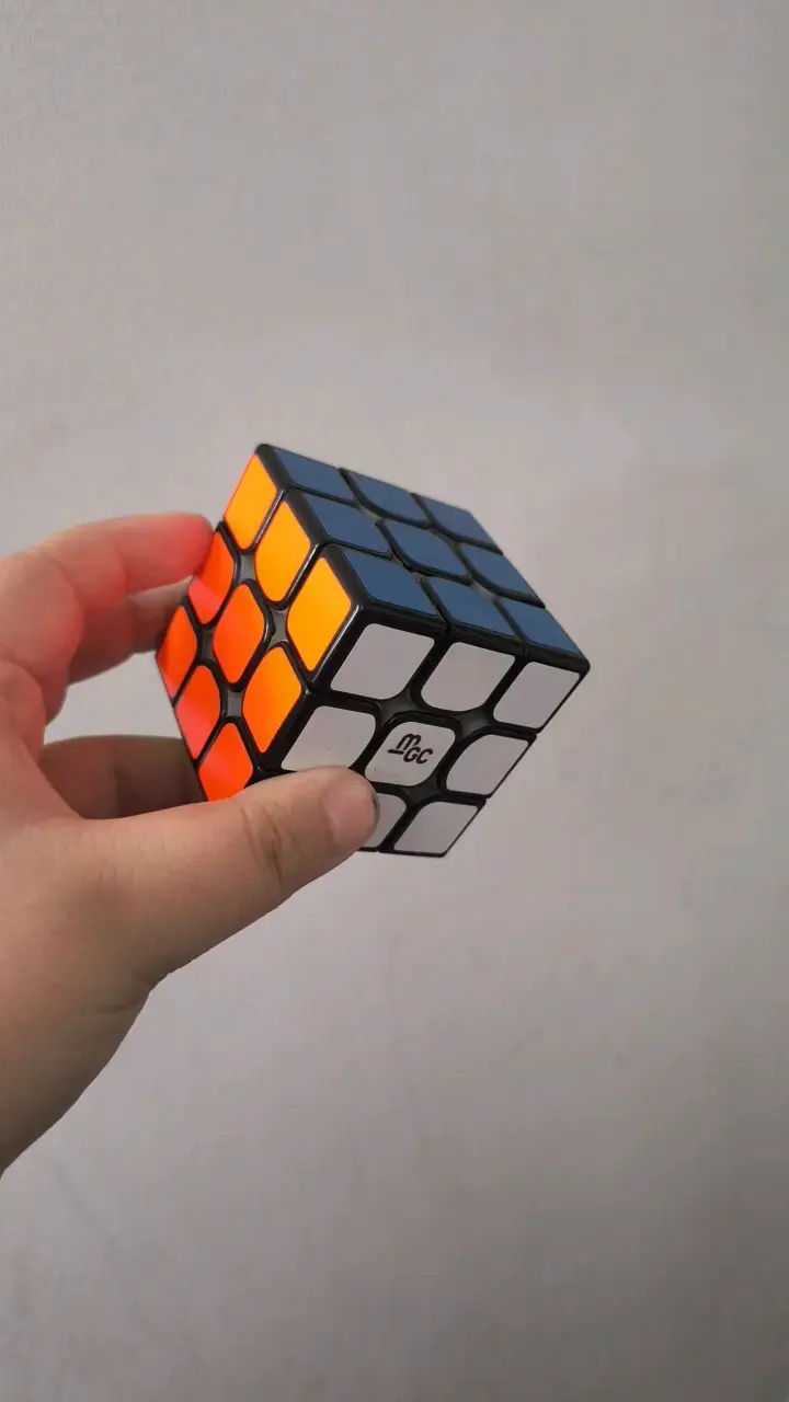 Cubo Rubik 3x3 MGC para Speedcubing - 1
