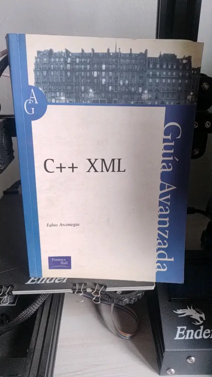 Libro Guía Avanzada C++ XML de Fabio Arciniegas