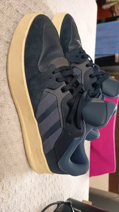 Zapatillas deportivas Adidas azul oscuro - miniatura 4