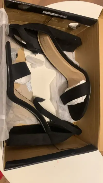 Sandalias de tacón alto negras Via Uno - miniatura 1
