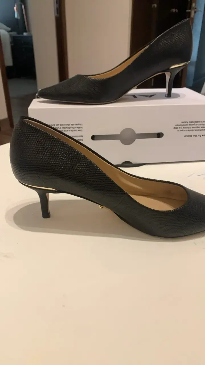 Zapatos de Tacón Negro Aldo Elegantes - 4