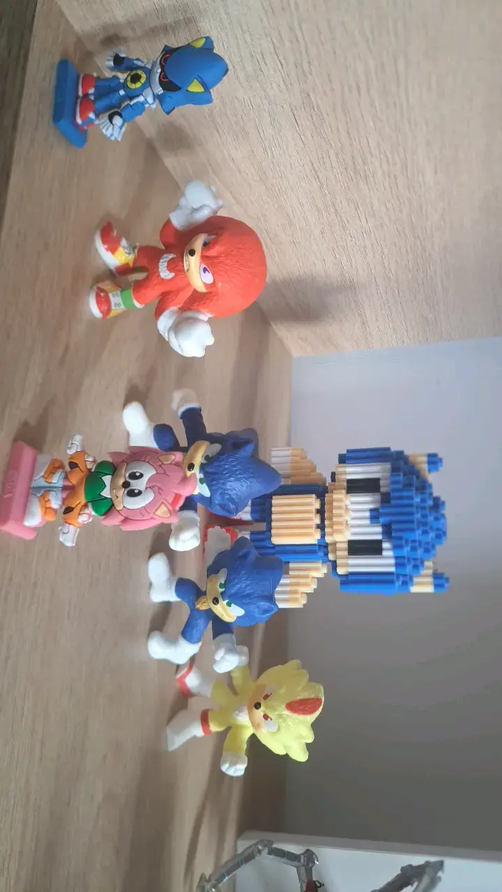Set de Figuras de Acción Variadas - 6