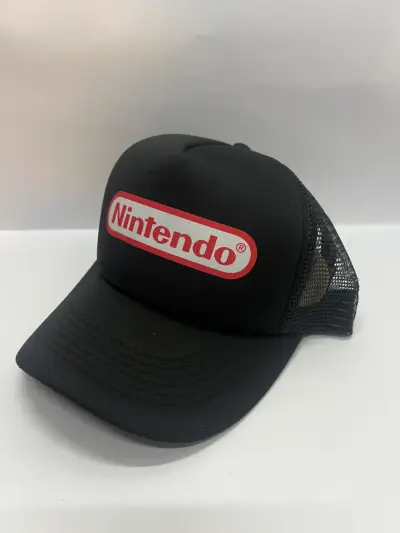 Gorra negra Nintendo con malla - miniatura 1