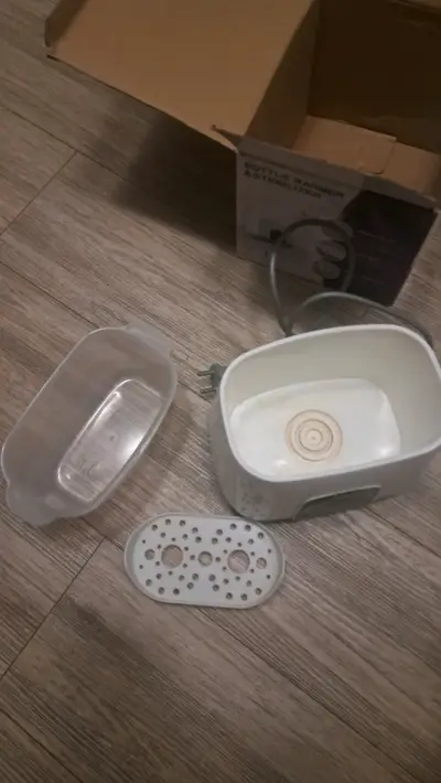Calentador y Esterilizador de Mamaderas Eléctrico - miniatura 3