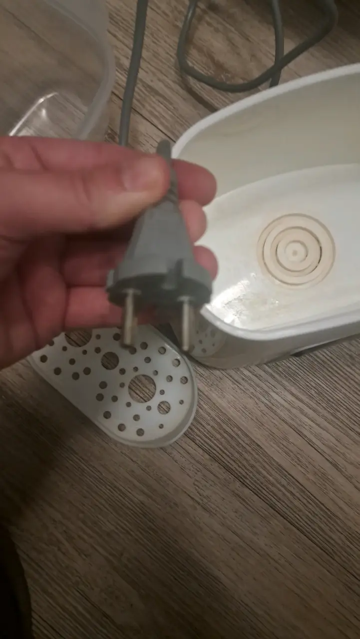 Calentador y Esterilizador de Mamaderas Eléctrico - 4