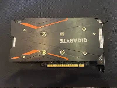 Gigabyte GTX 1050 - 2GB VRAM - miniatura 2