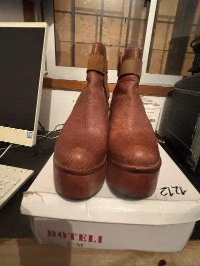 Botines de cuero marrón con plataforma Roteli - miniatura 2