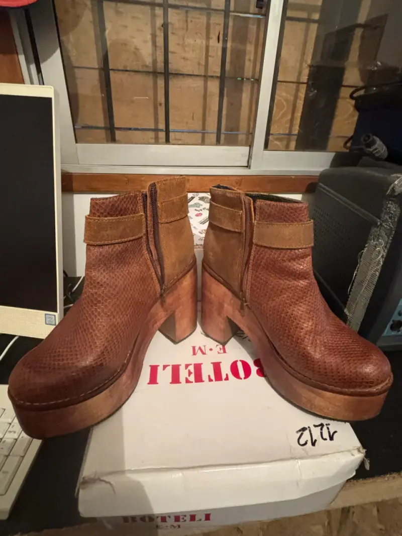 Botines de cuero marrón con plataforma Roteli - 3