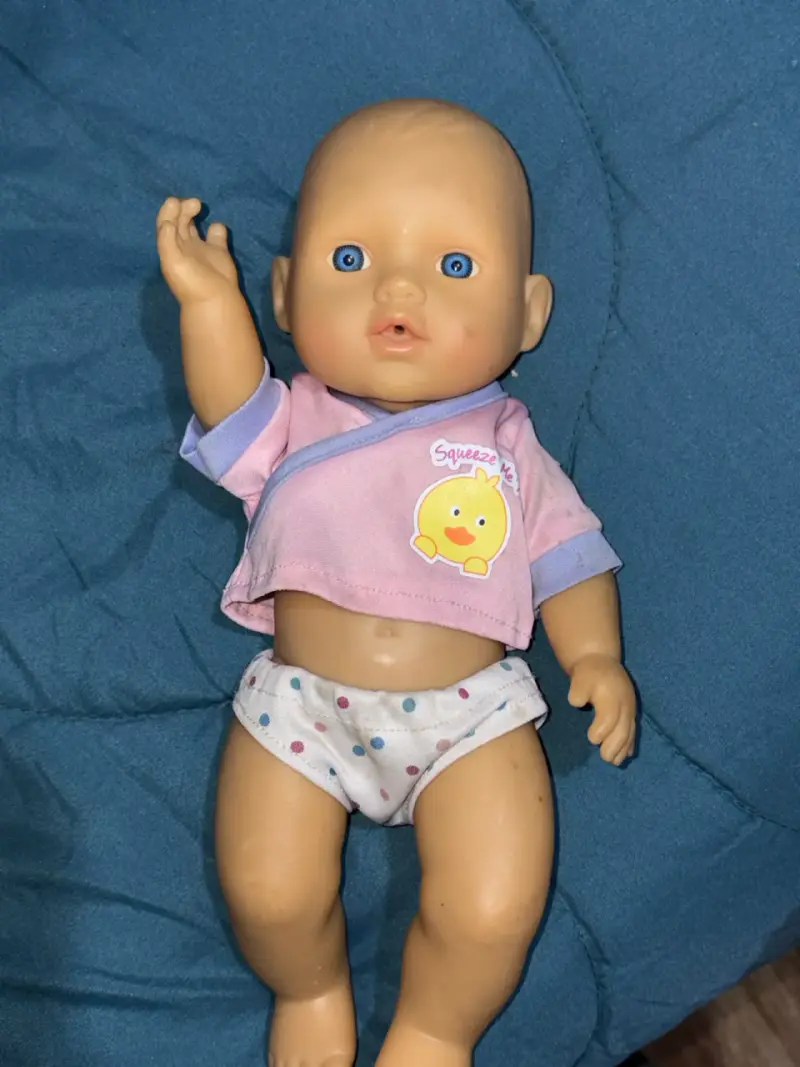 Lote de peluches y muñecas variadas - 4