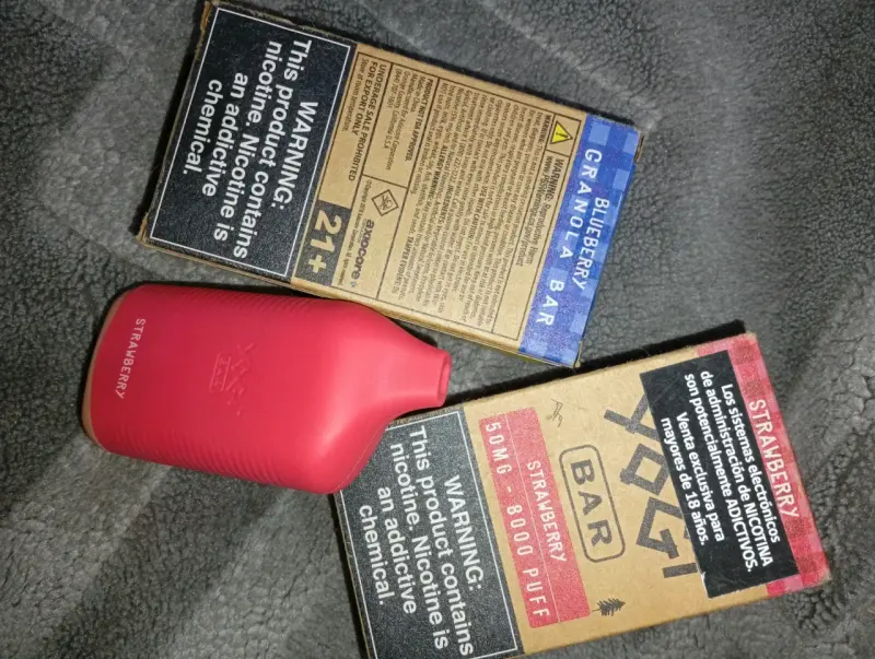 Vapeador desechable Yogi Bar sabor fresa - 4