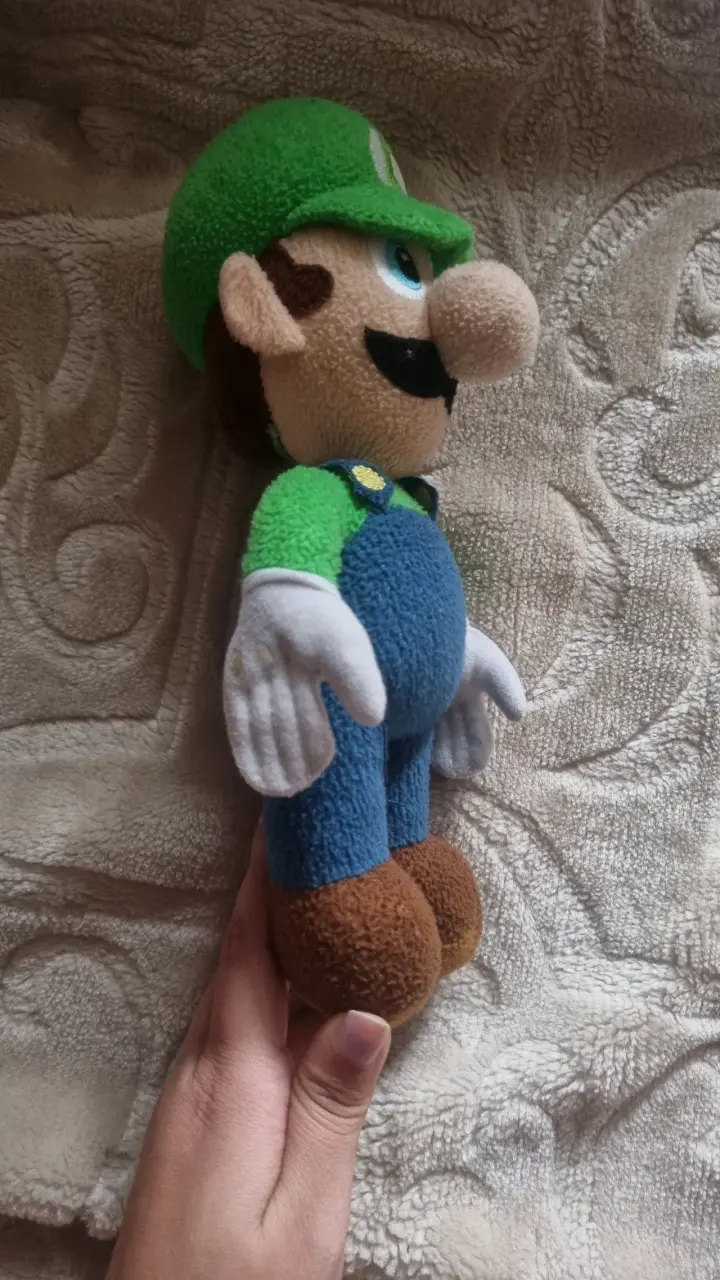 Peluche Luigi de Super Mario Bros - 2