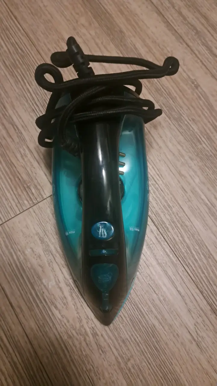 Plancha de vapor eléctrica azul - 2