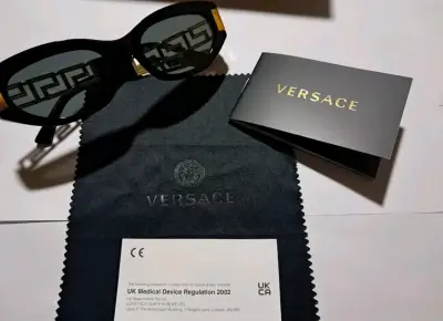 Gafas de Sol Versace con Estuche Original - miniatura 1
