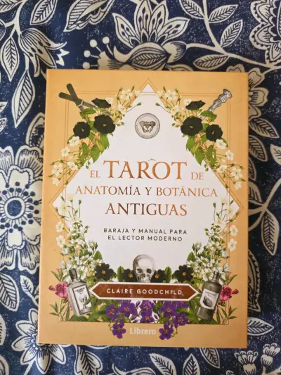 Tarot de Anatomía y Botánica Antiguas con Manual - miniatura 1