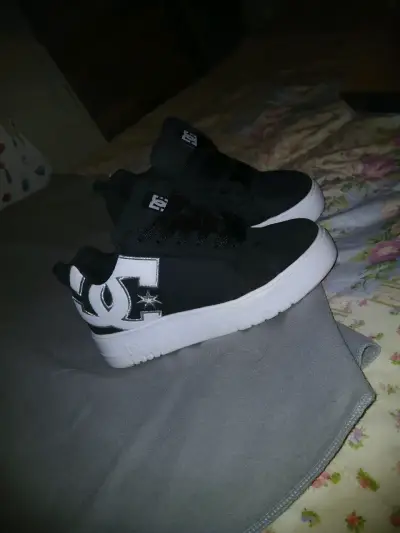Zapatillas negras DC Shoes de caña alta - miniatura 2