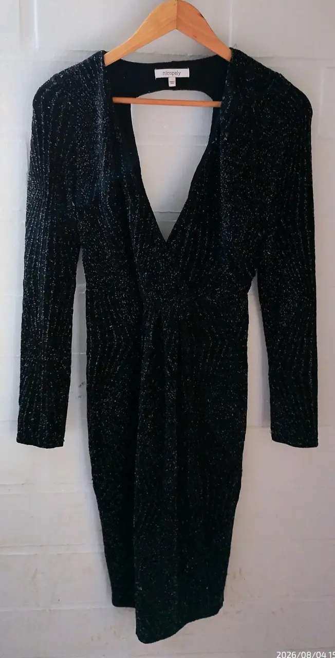 Vestido negro brillante Nicopoly elegante - 1