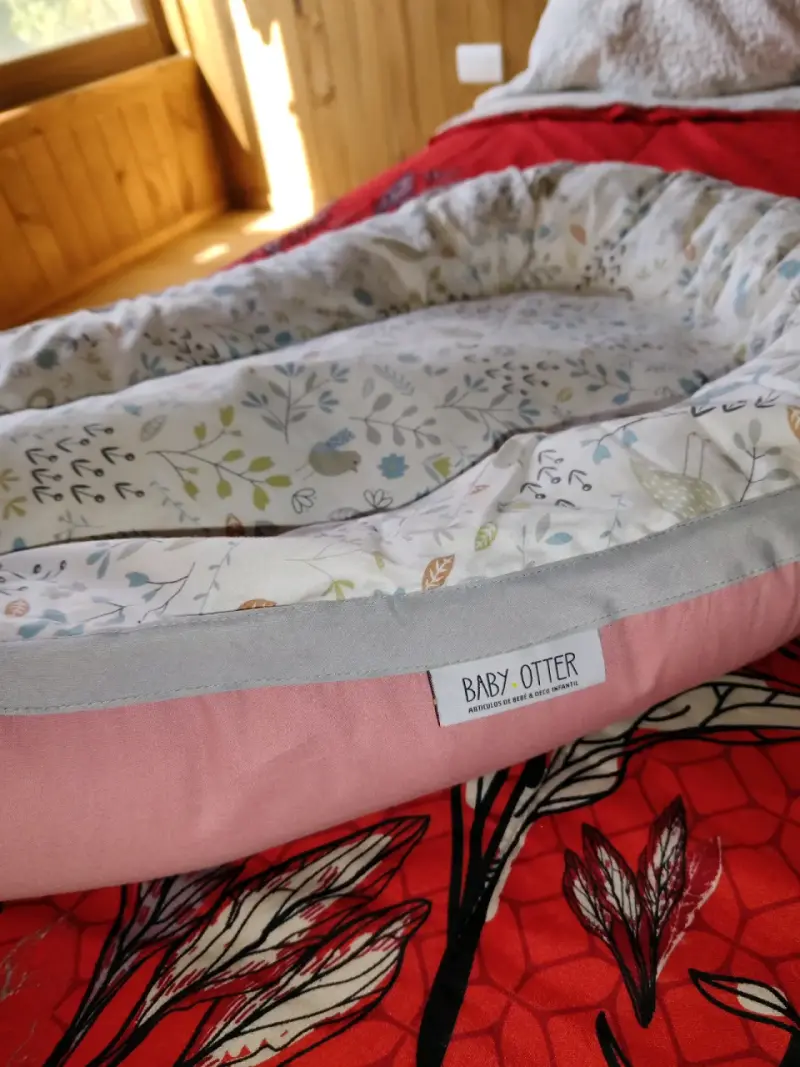 Cuna nido para bebé Baby Otter diseño floral - 2