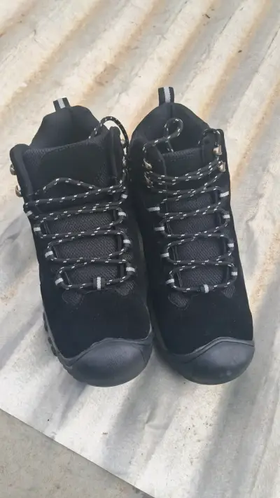 Botas de senderismo negras para hombre - miniatura 1