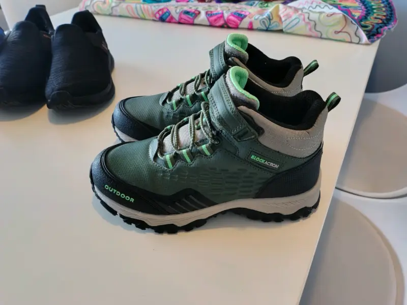 Botas de senderismo Block Action verdes para niños