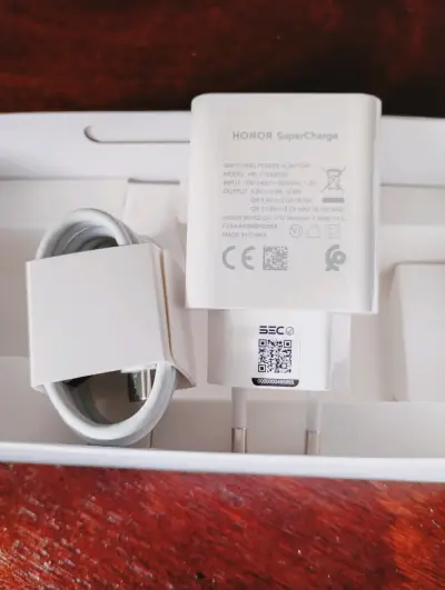 Cargador Honor SuperCharge con cable USB 35 w - miniatura 1